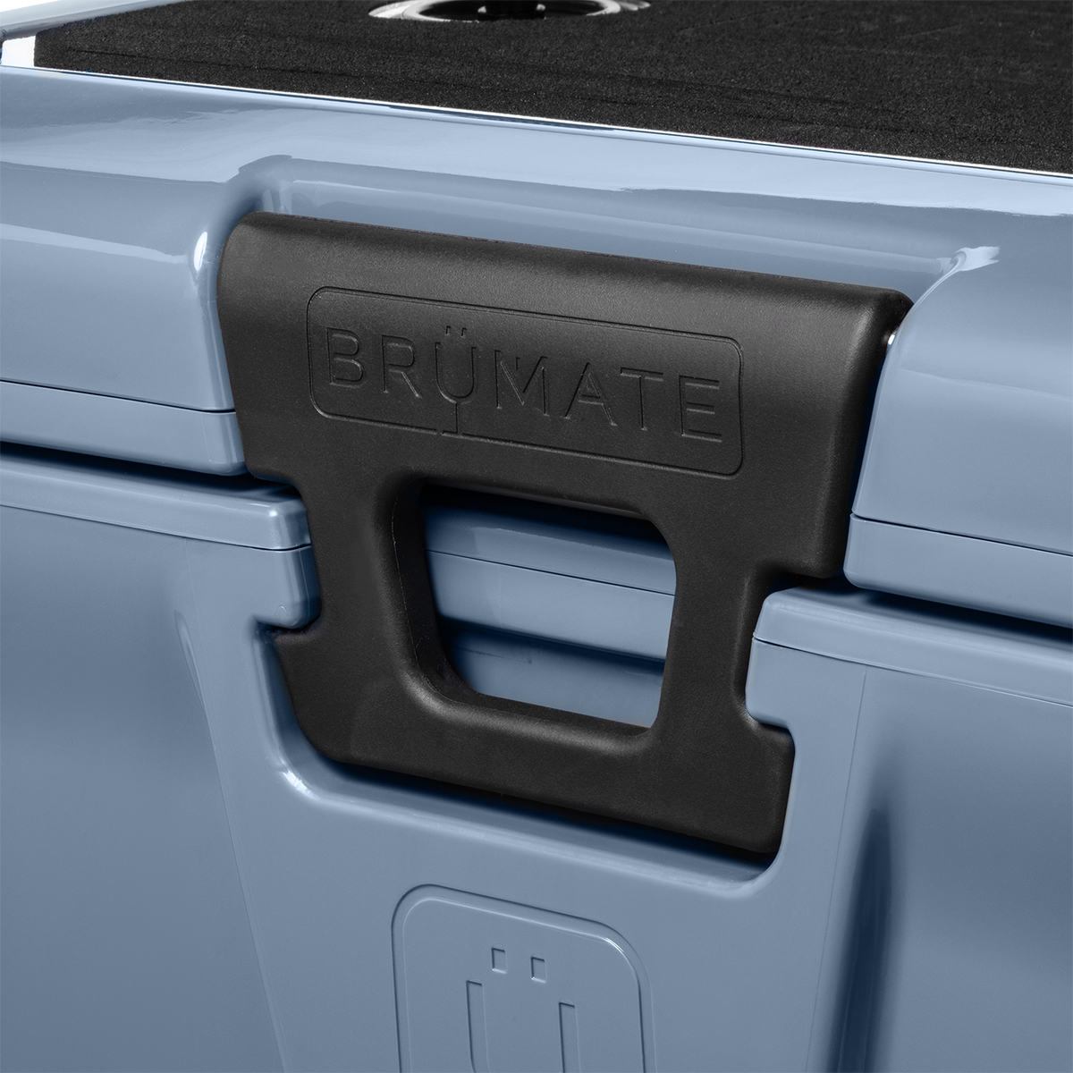 brutank-20qt-r7 BruTank-20-Denim-Latch.png